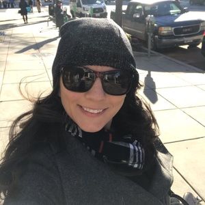 Meet your Posher, Julia